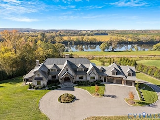 265 Pembroke Ln, Richmond, VA 23238