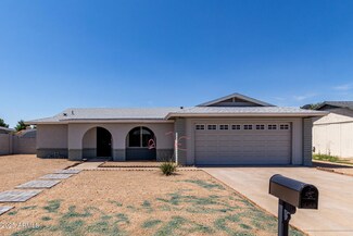 2233 W Oraibi Dr, Phoenix, AZ 85027