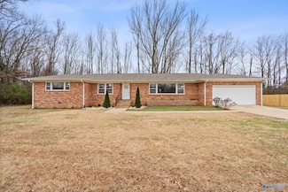118 Pauline Dr, Hazel Green, AL 35750