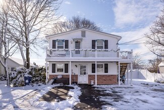 28 Thorwald Ave, Hampton, NH 03842