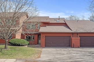 10695 53rd Ave N, Plymouth, MN 55442