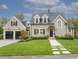 16 Clifton Rd, Wellesley Hills, MA 02481