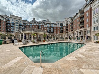 300 W 5th St Unit 402, Charlotte, NC 28202