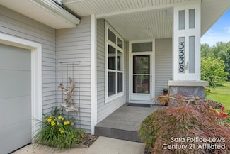 3338 Clearbrook Green Unit 16, Saugatuck, MI 49453