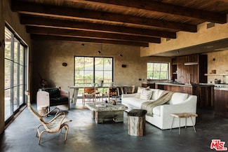 225 Powderhorn Ranch Rd, Topanga, CA 90290