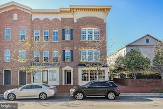 801 Skippers Ln, Annapolis, MD 21401