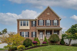 118 Cameron Square Dr, Evans City, PA 16033
