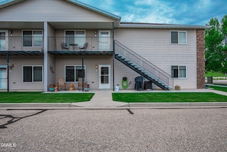 1218 N 35th St Unit 1, Bismarck, ND 58501