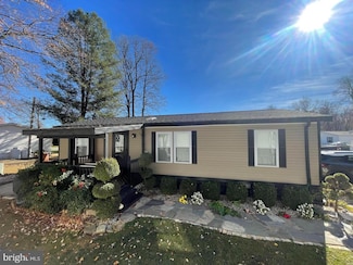 23 Rosewood Dr, Atglen, PA 19310