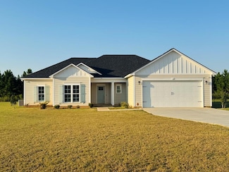 111 Chapel Ct, Leesburg, GA 31763