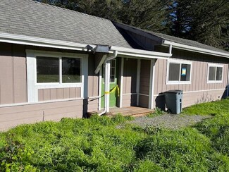 190 Belleview Ave, Rio Dell, CA 95562