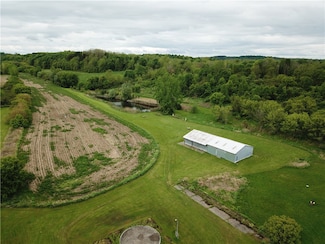 5120 Tellier Rd, Newark, NY 14513