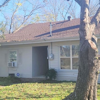 1319 W 13th Ave, Corsicana, TX 75110