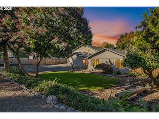 9085 SW Edgewood St, Portland, OR 97223