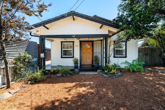 130 Parnell St, Santa Cruz, CA 95062