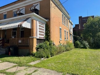 32 S 12th St, Jeannette, PA 15644