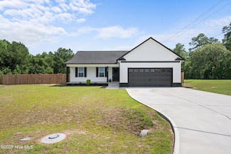 125 Trellis Ln, Vanceboro, NC 28586