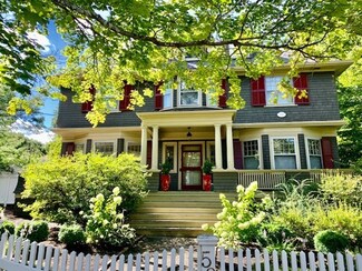 57 Maple St, Newton, MA 02458