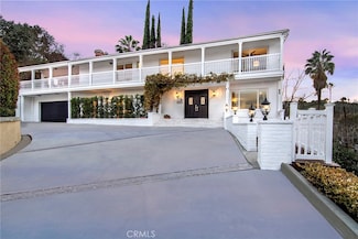 14560 Valley Vista Blvd, Sherman Oaks, CA 91403