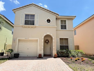 4400 Lake Lucerne Cir, West Palm Beach, FL 33409