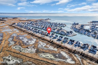 317 Bayview Ave, Bayville, NJ 08721