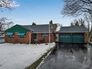 2859 Upper Mountain Rd, Sanborn, NY 14132