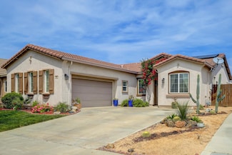 3350 W Stewart Ave, Visalia, CA 93291