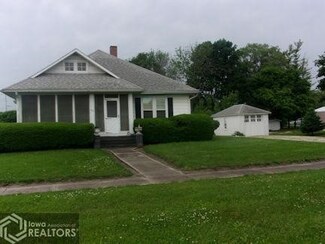 201 N Adams St, Carthage, IL 62321