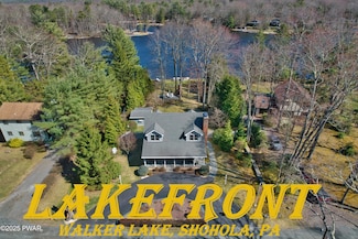 147 W Shore Rd, Shohola, PA 18458