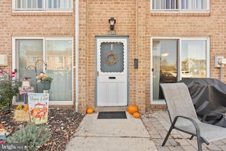 323 Valley Forge Ct Unit YV323, Warminster, PA 18974