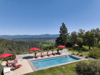 5750 Chemise Rd, Healdsburg, CA 95448