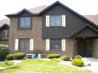 2521 E Lakeshore Dr Unit A-31, Crown Point, IN 46307