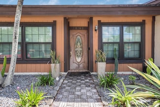 10140 Phoenix Ave, Pembroke Pines, FL 33026