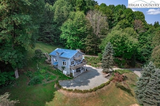 1005 Andy Hicks Rd, Banner Elk, NC 28604