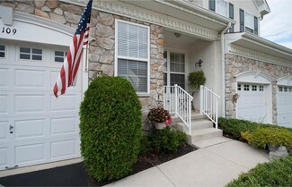 109 Portsmouth Cir, Glen Mills, PA 19342