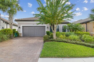 8621 Grand Alberato Rd, Tampa, FL 33647