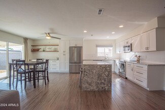 1913 W Joan de Arc Ave, Phoenix, AZ 85029