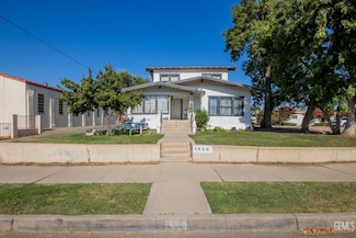 1910 Baker St, Bakersfield, CA 93305