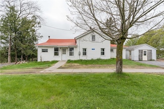 43 N Broad St, Carthage, NY 13619