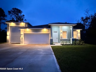 105 Delia Ave NW, Palm Bay, FL 32907