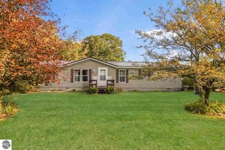 5599 Farnsworth Rd, Brethren, MI 49619
