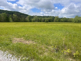 261 Arvil Ln, Crab Orchard, KY 40419