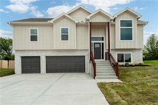 1604 Mulberry St, Pleasant Hill, MO 64080