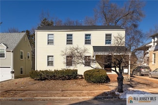 35 Jones Ave, New Brunswick, NJ 08901