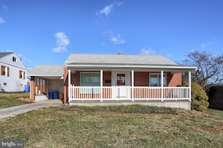 6360 Huntingdon St, Harrisburg, PA 17111