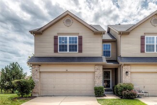66 Country Field Ct, Lake Saint Louis, MO 63367