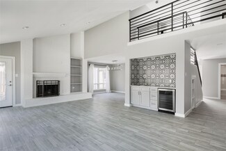 1342 Beaujolais Ln, Houston, TX 77077
