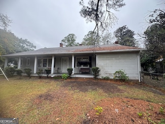 210 Sycamore St, Swainsboro, GA 30401