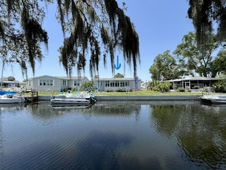132 S Lake Dr Unit 454, Leesburg, FL 34788