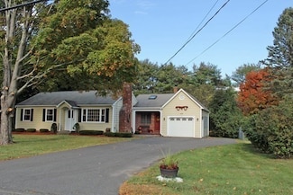 1124 Bernardston Rd, Greenfield, MA 01301
